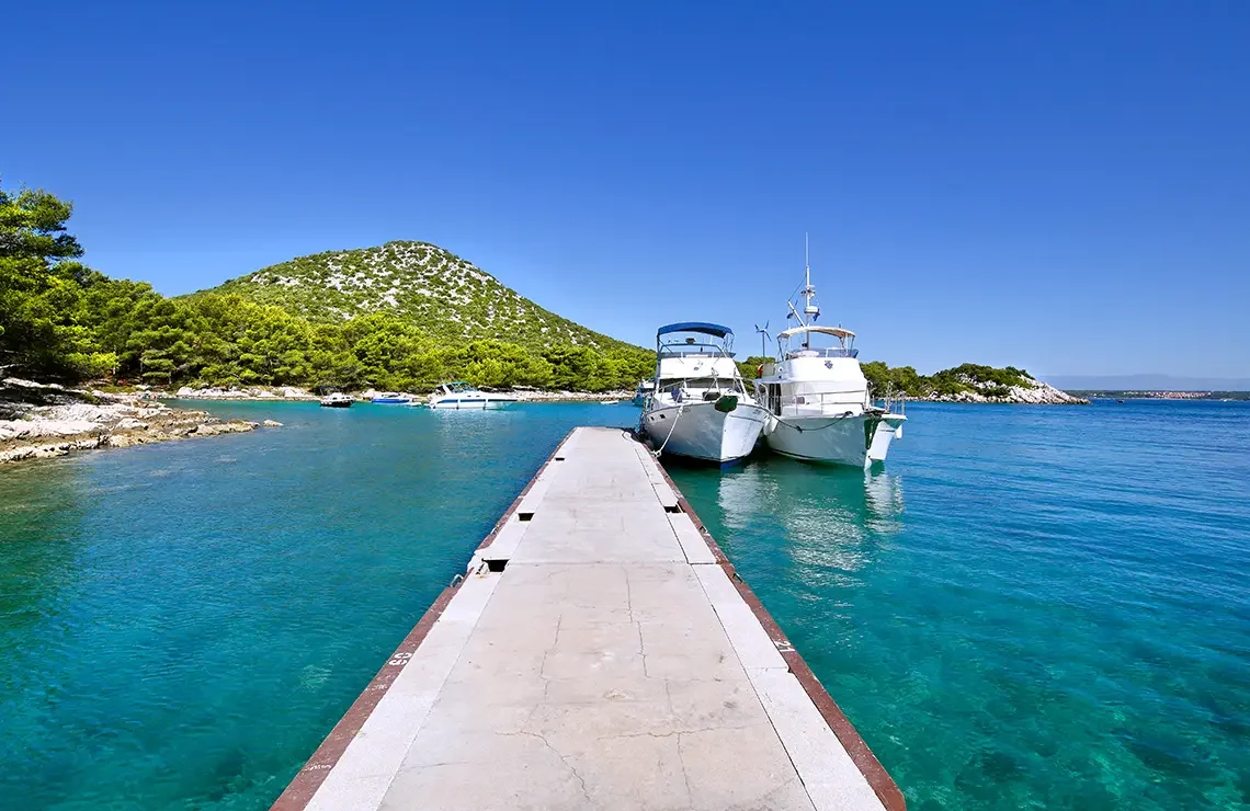 adventurous-byzantine-1