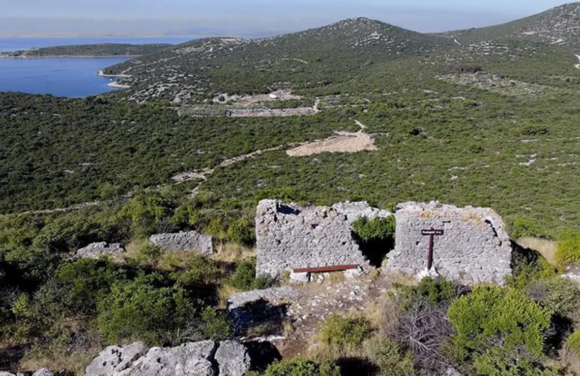 adventurous-byzantine-4