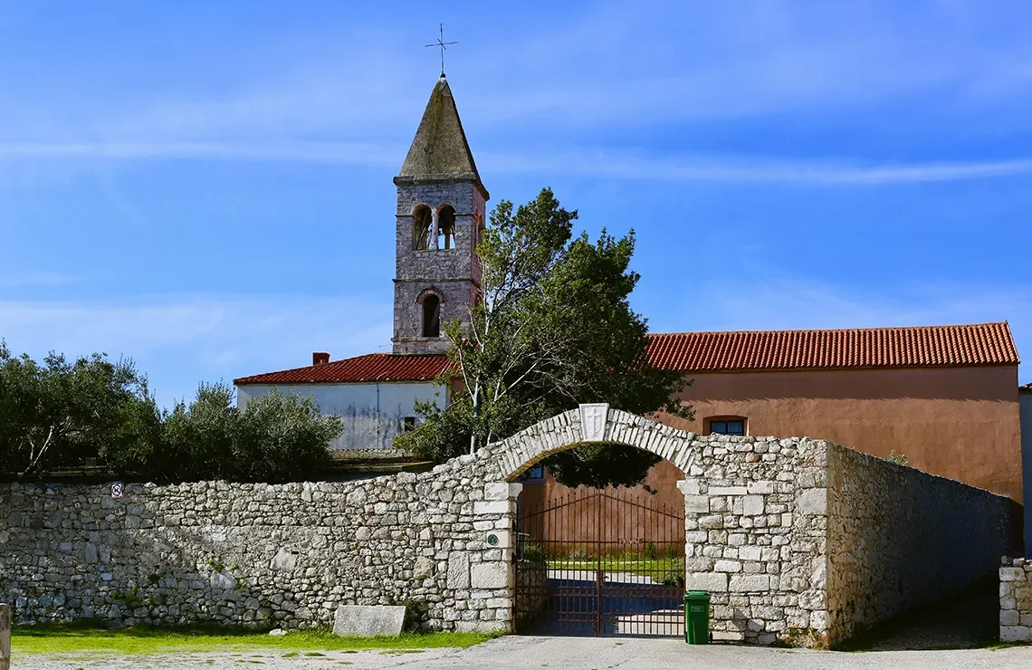 franciscan-monastery-dominus-1