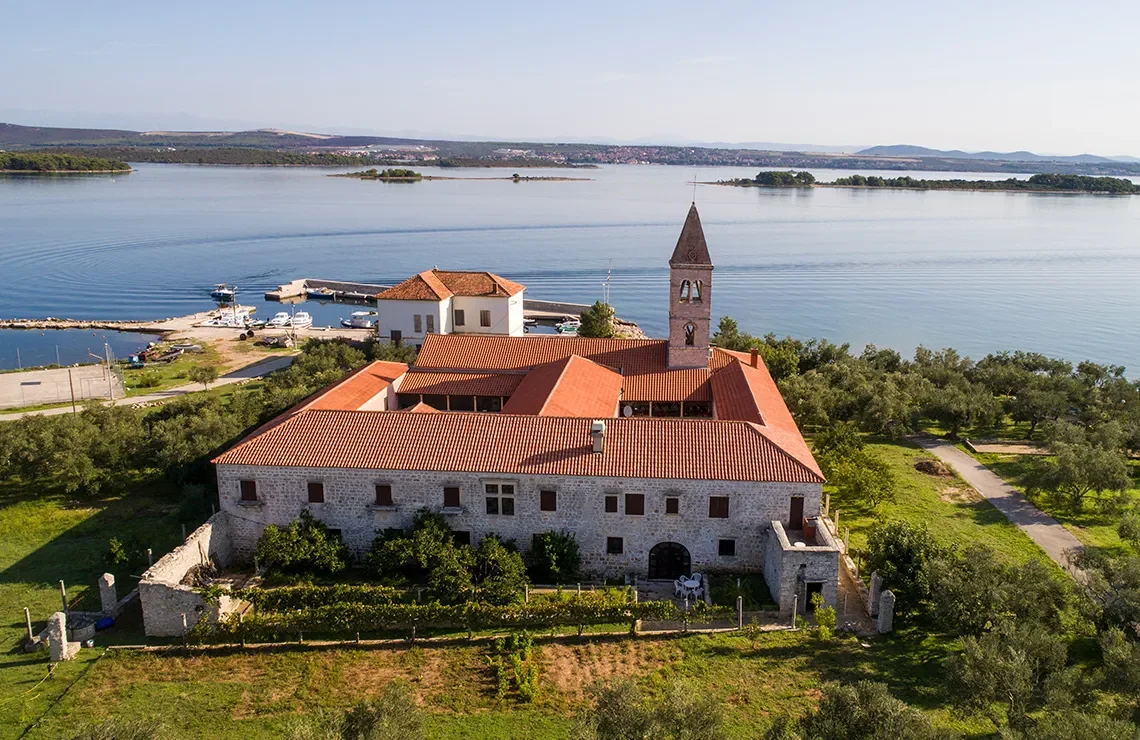 franciscan-monastery-dominus-9